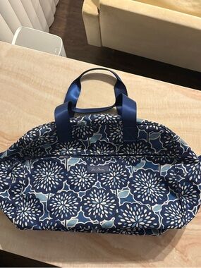 Vera Bradley Navy and Light Blue Floral Travel Tote
